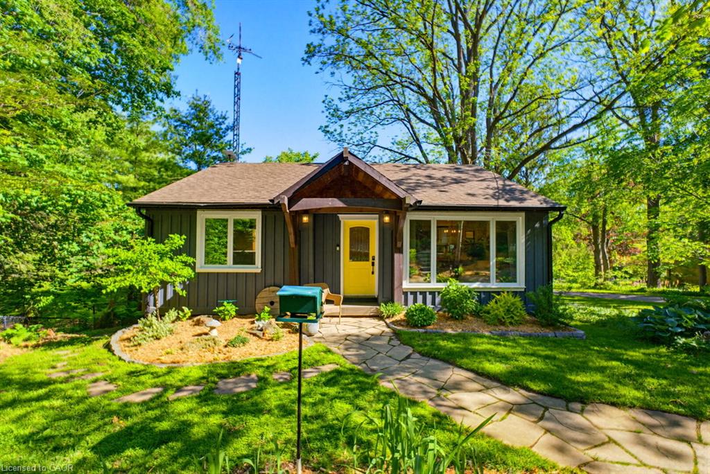 1131 Old Governor's Road Property Photo 1