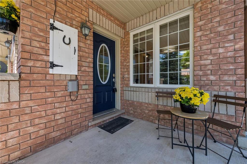 36 Van Fleet Terrace Property Photo 4
