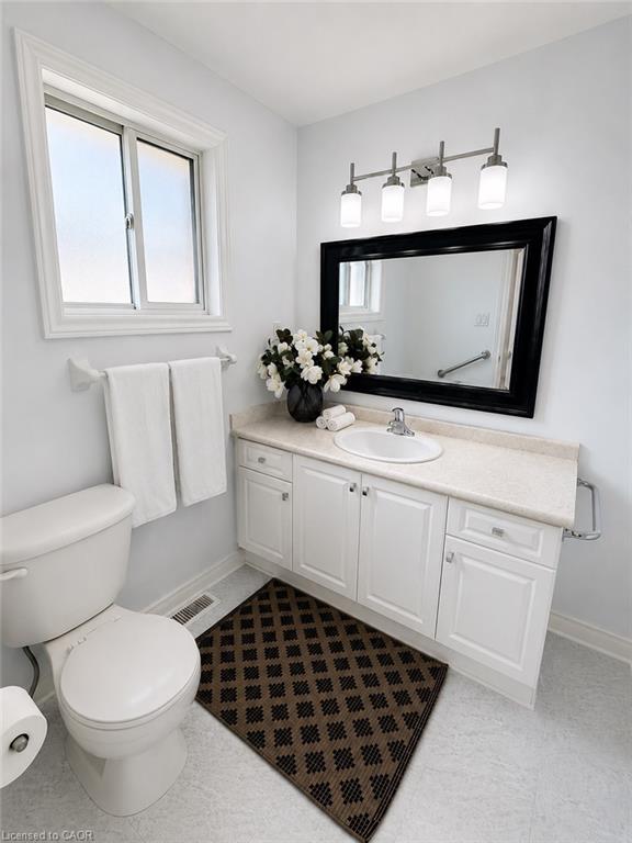 7 Spitfire Drive Property Photo 11