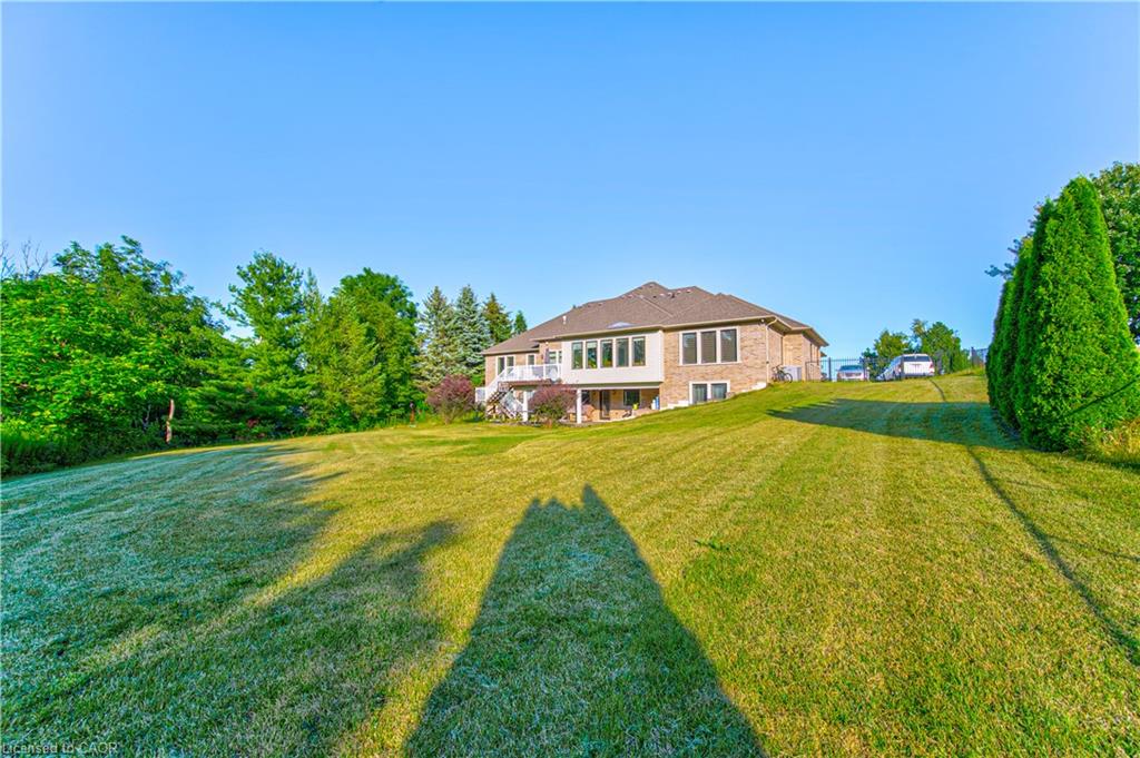 330 Macdonald Street Property Photo 26