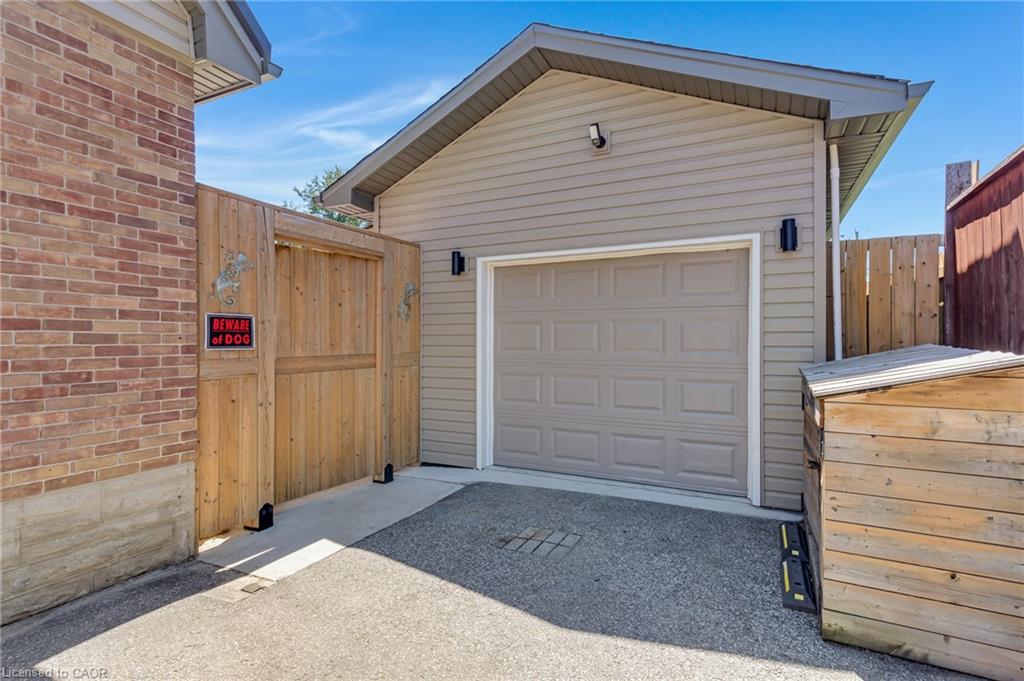795 Rockway Drive Property Photo 46