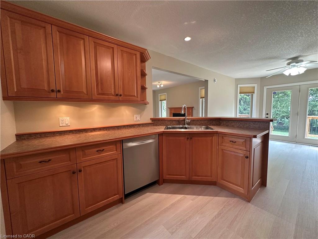 380 Bell Street Property Photo 19