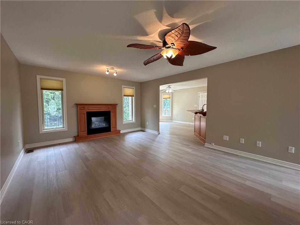 380 Bell Street Property Photo 20