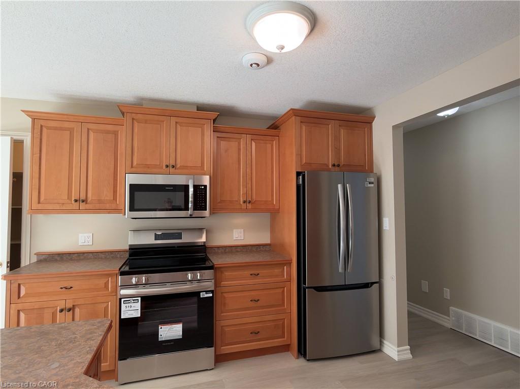 380 Bell Street Property Photo 20
