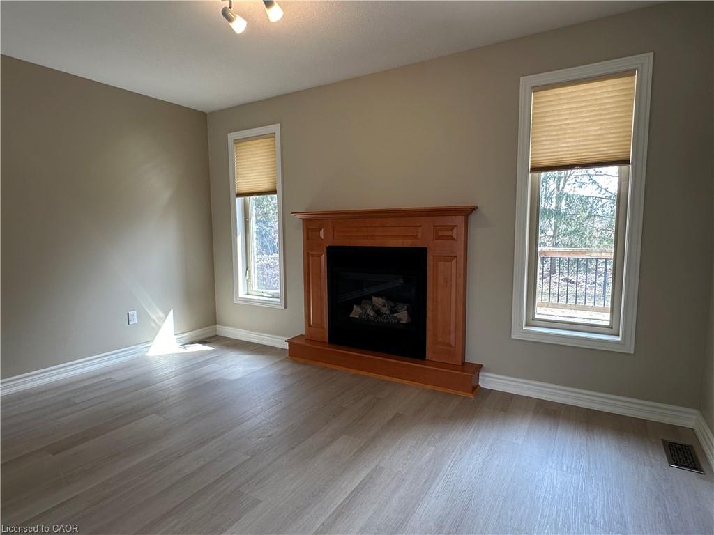 380 Bell Street Property Photo 21