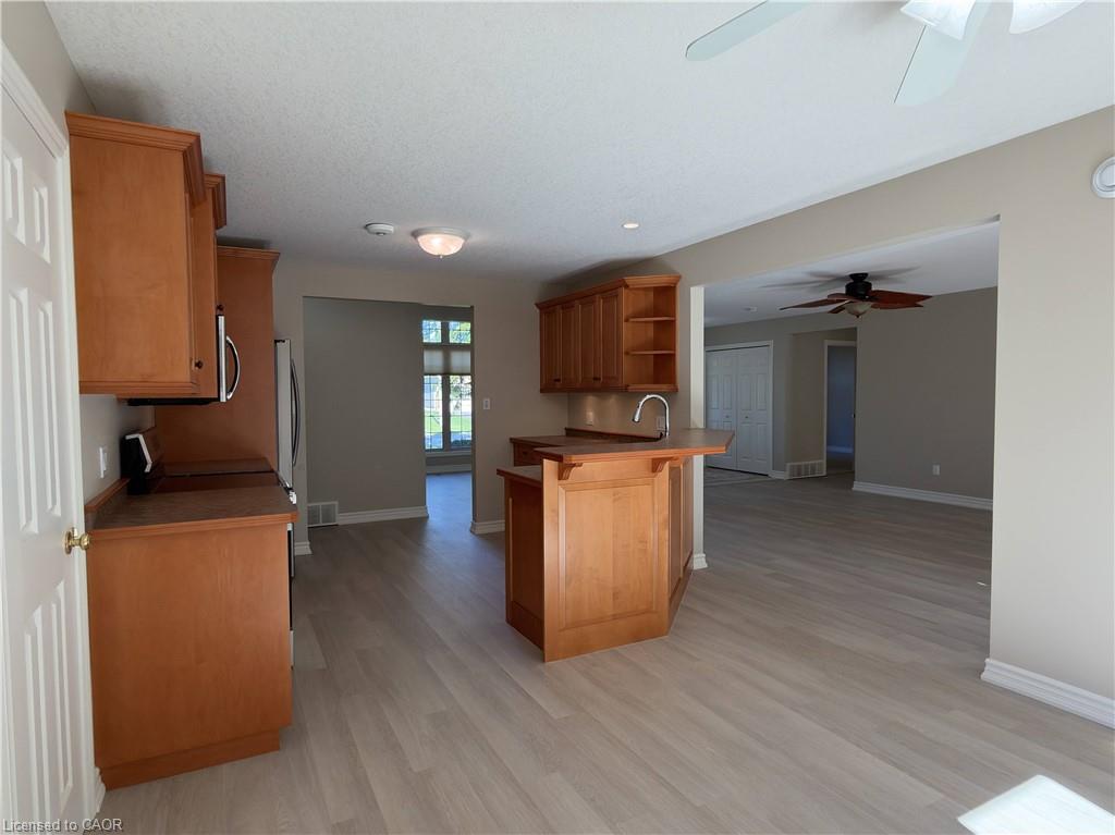 380 Bell Street Property Photo 22