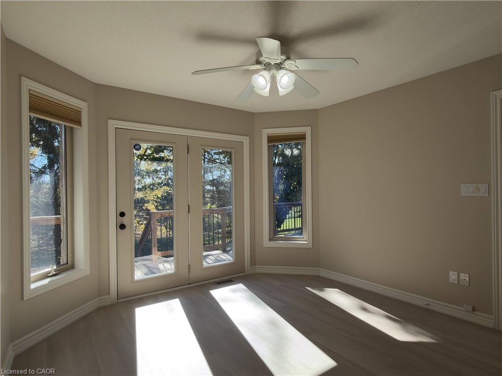 380 Bell Street Property Photo 23