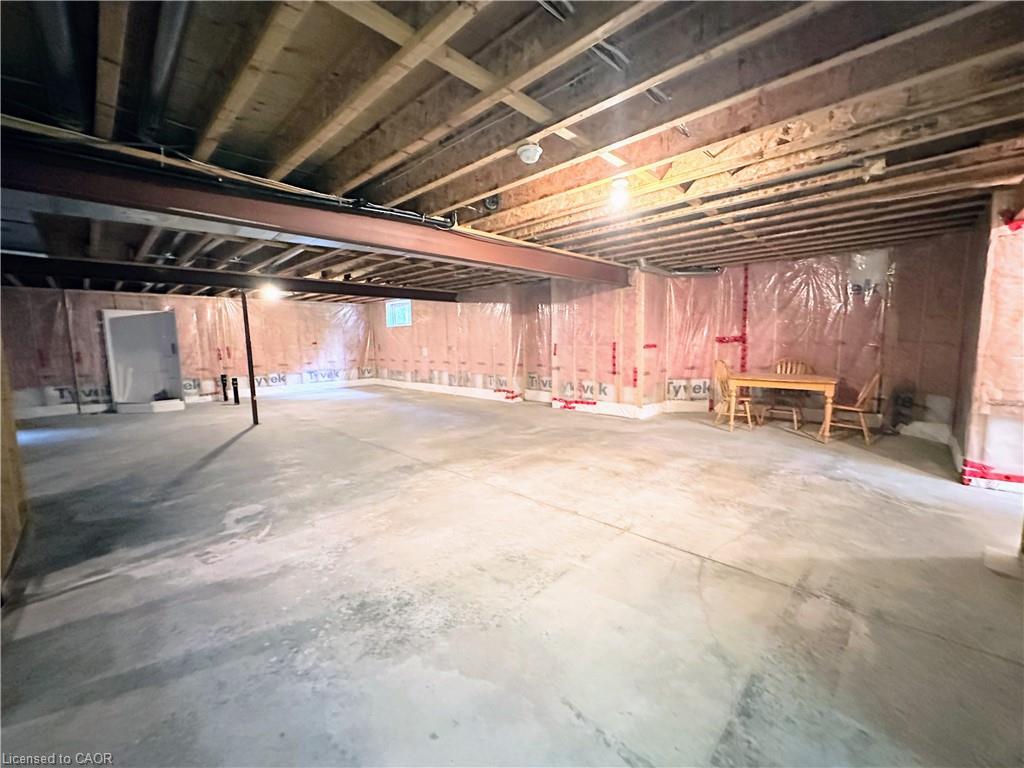 380 Bell Street Property Photo 37