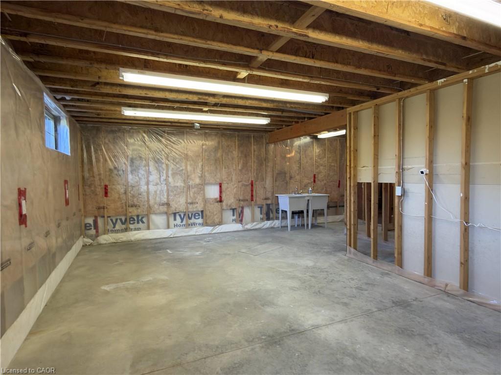 380 Bell Street Property Photo 45