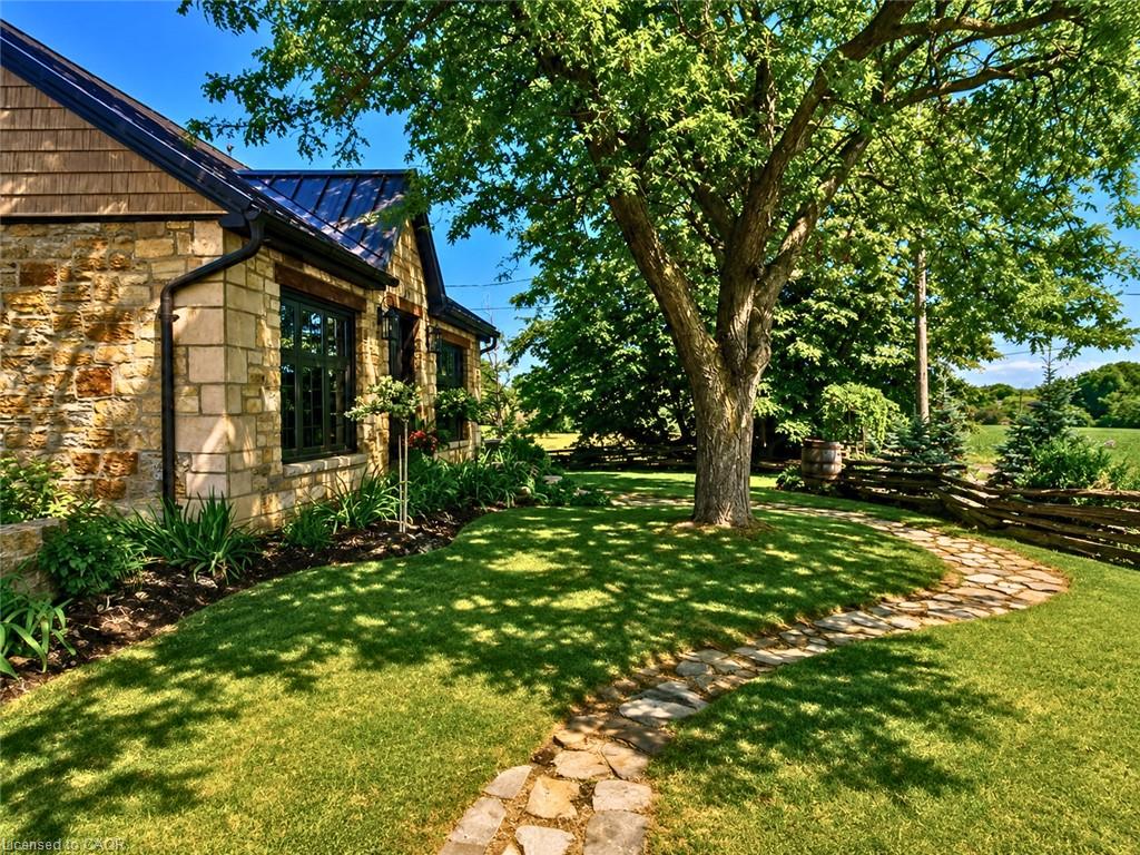 665 Ridge Road Property Photo 7