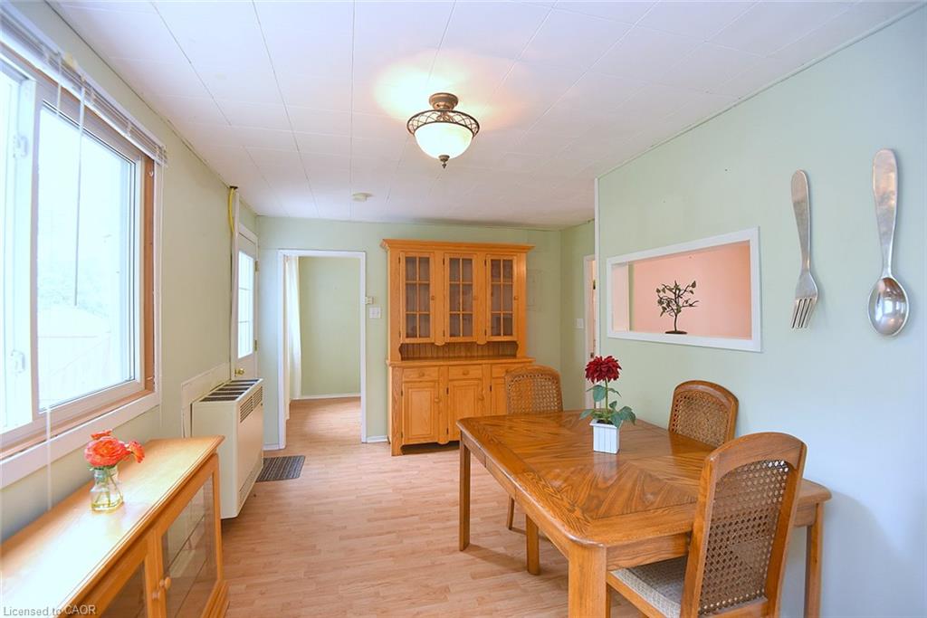 340 King Street W Property Photo 23