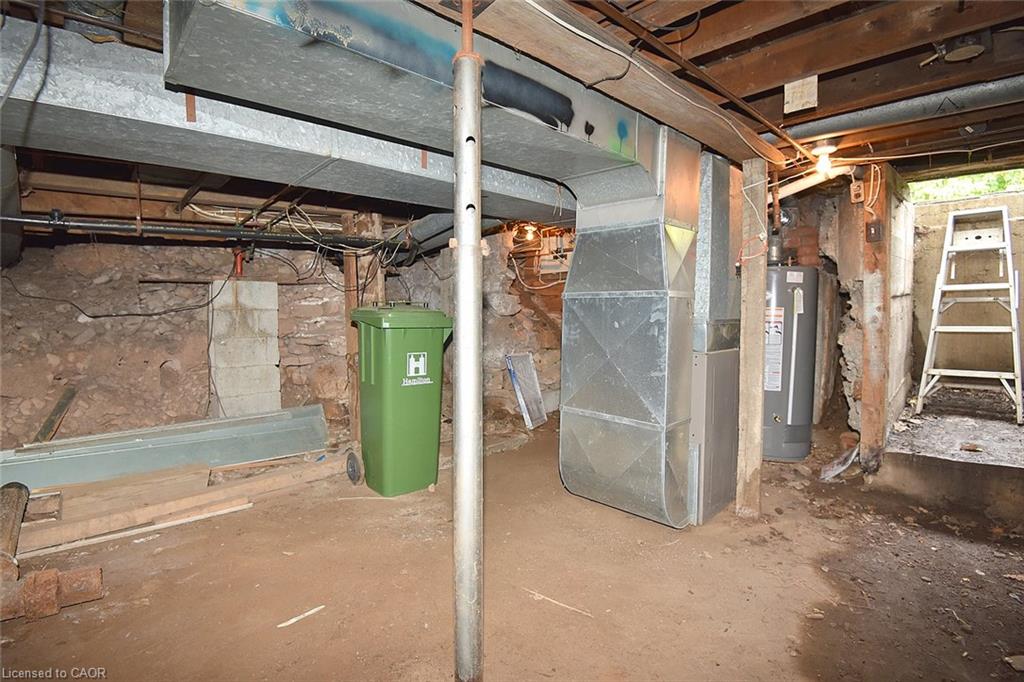 340 King Street W Property Photo 31