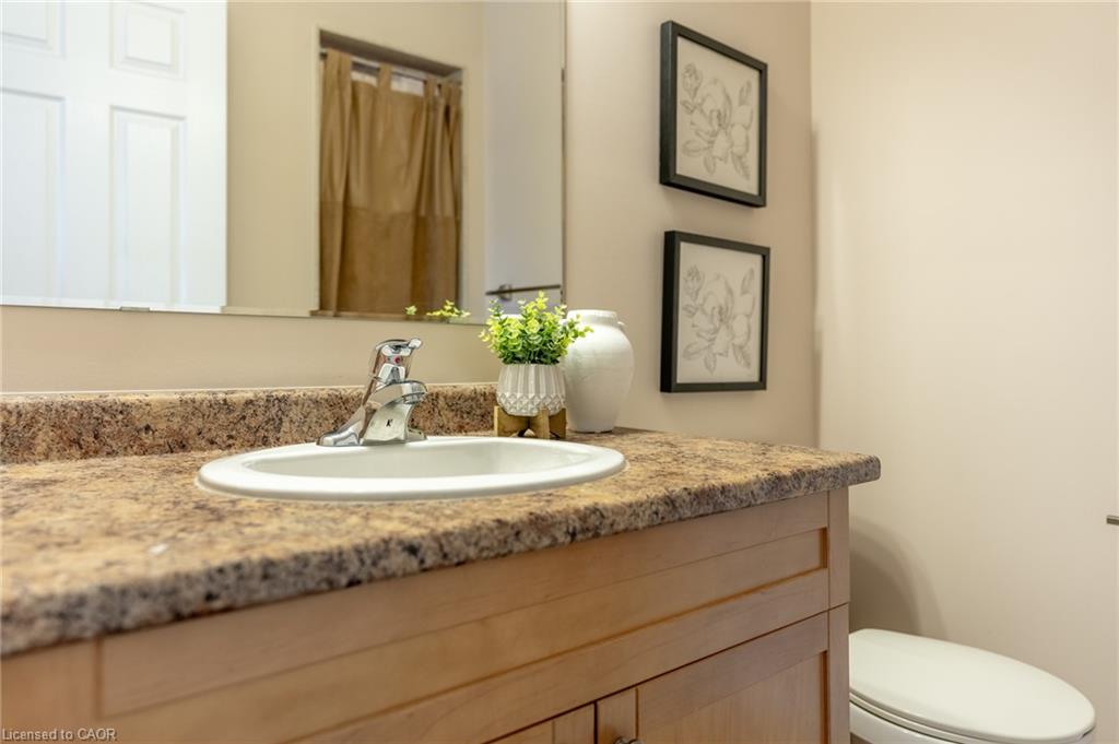 468 Coombs Court Property Photo 24