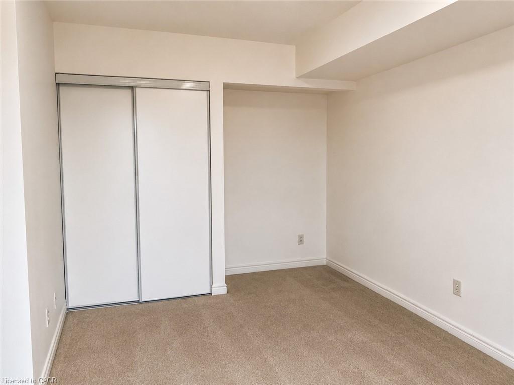 60 Town Centre Property Photo 7