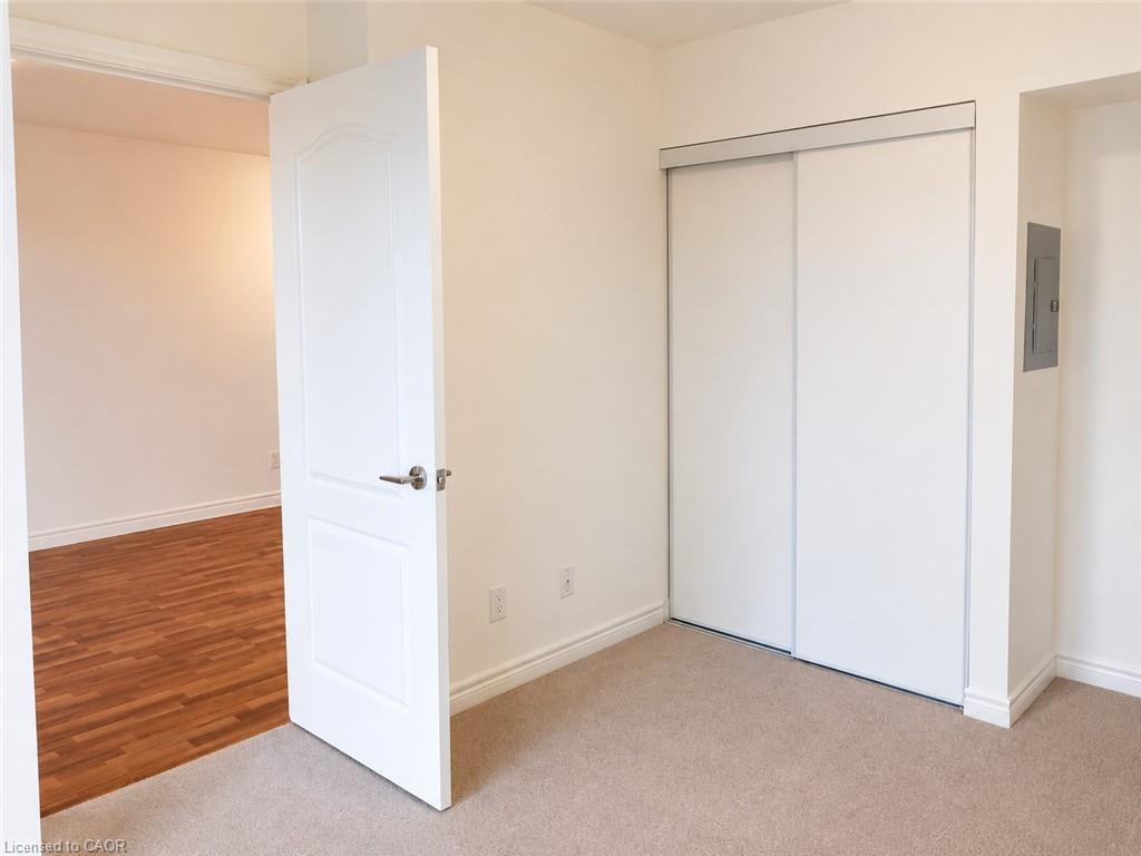 60 Town Centre Property Photo 8