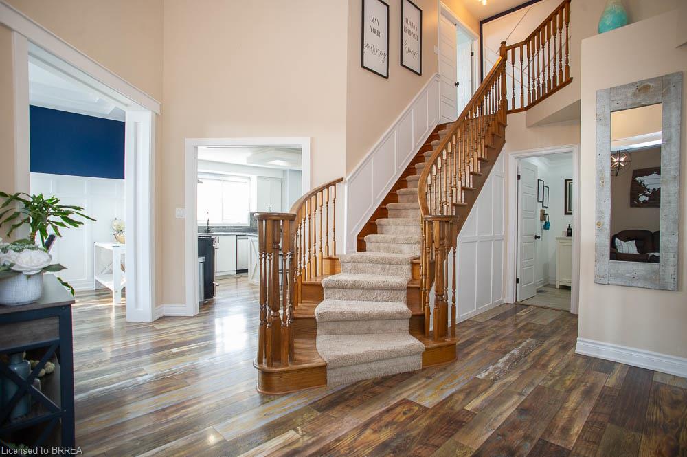 7 Cooper Court Property Photo 3