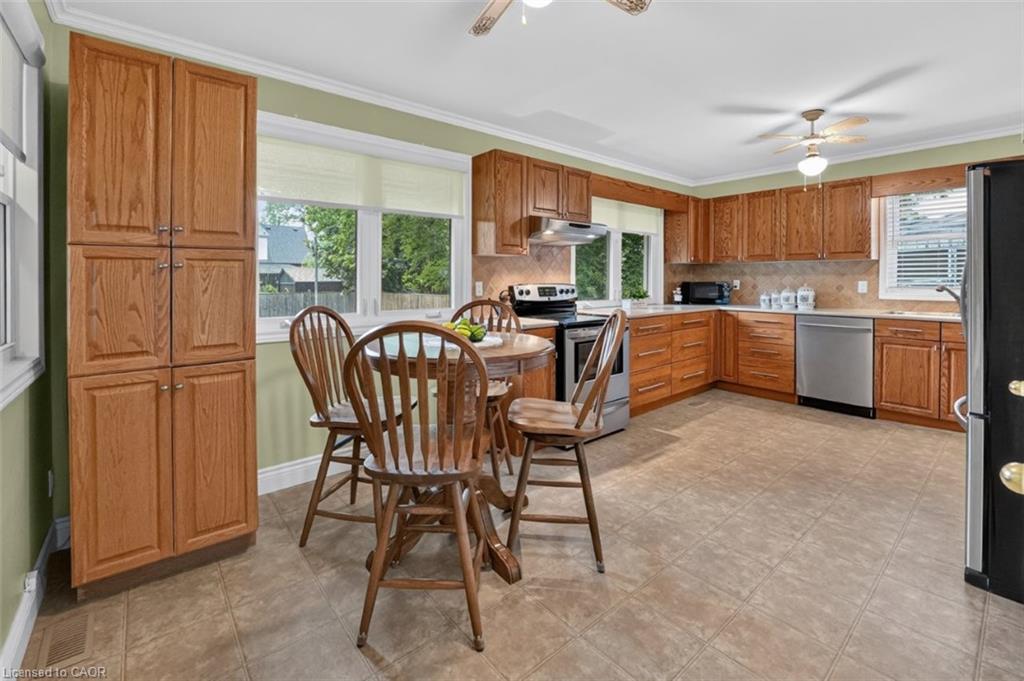 23 Lakeview Avenue Property Photo 7