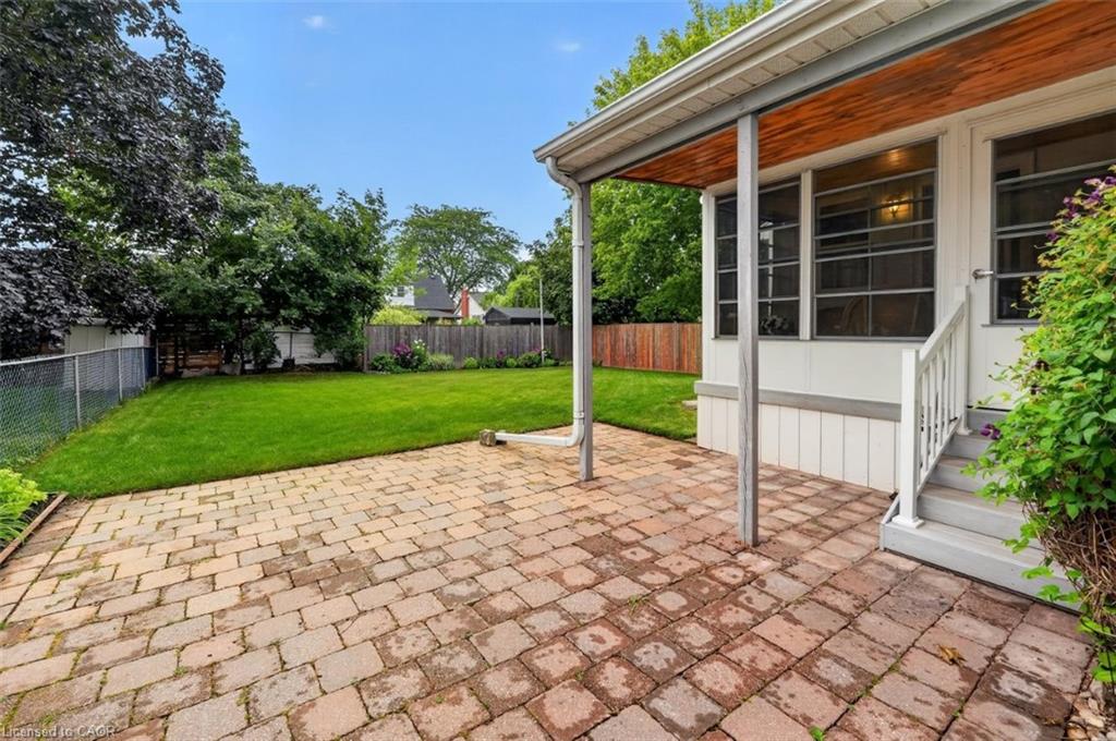 23 Lakeview Avenue Property Photo 26