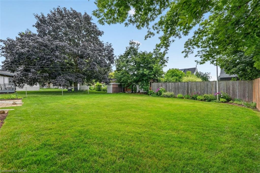 23 Lakeview Avenue Property Photo 28