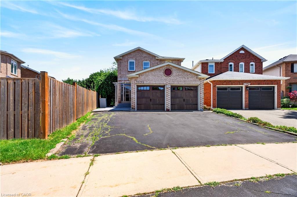 3631 Cherrington Crescent Property Photo 8