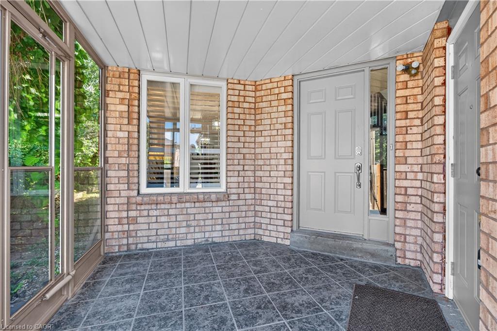 3631 Cherrington Crescent Property Photo 9