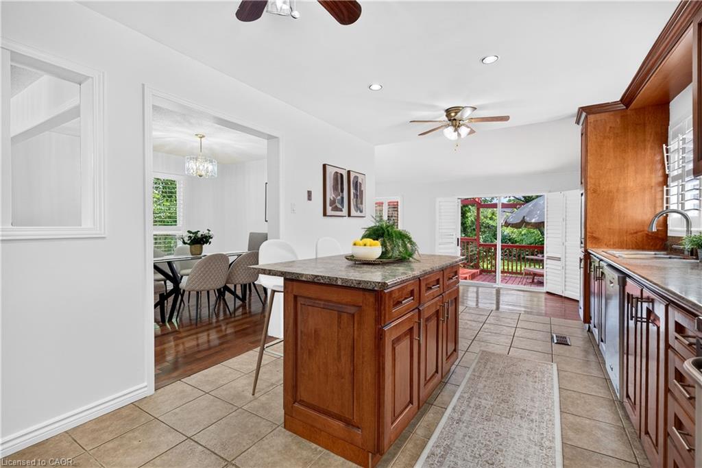 3631 Cherrington Crescent Property Photo 16