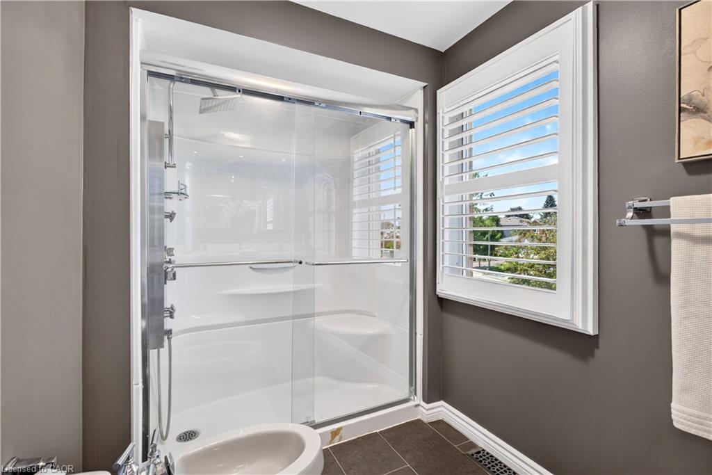 3631 Cherrington Crescent Property Photo 25