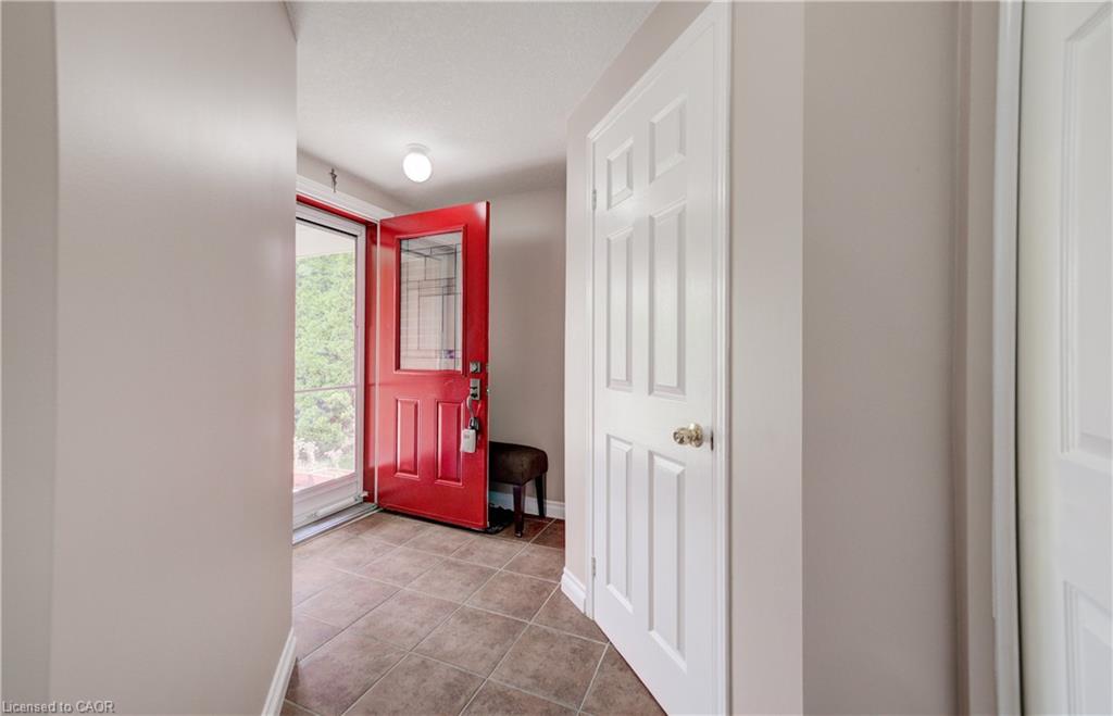 27 Bridlewreath Street Property Photo 3