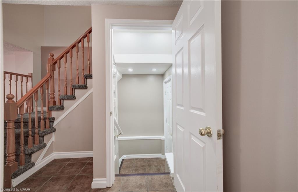 27 Bridlewreath Street Property Photo 4