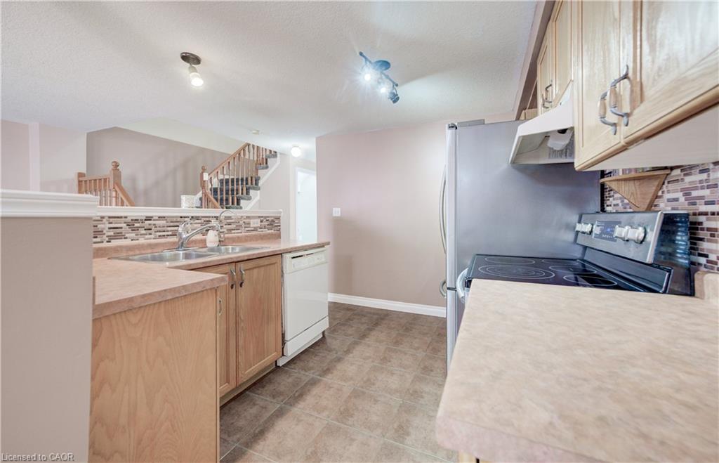 27 Bridlewreath Street Property Photo 8