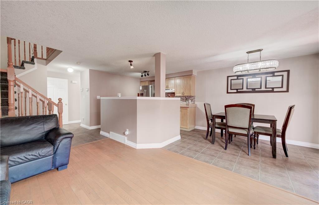 27 Bridlewreath Street Property Photo 14