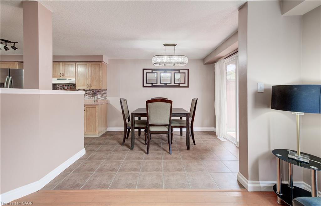 27 Bridlewreath Street Property Photo 15