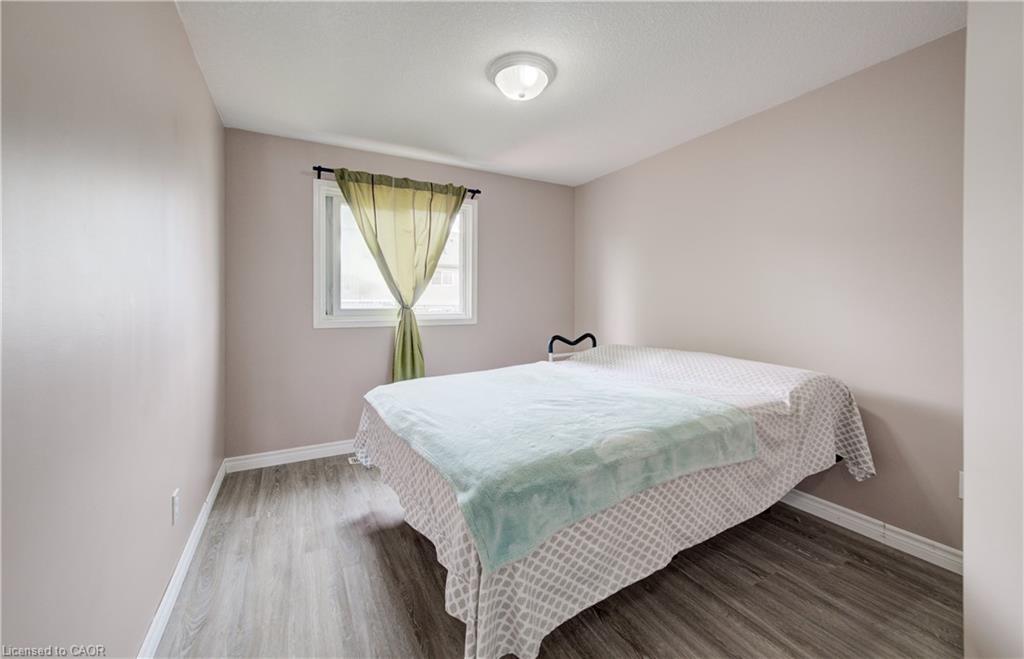 27 Bridlewreath Street Property Photo 22