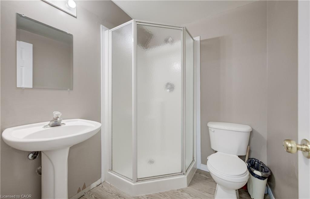 27 Bridlewreath Street Property Photo 28
