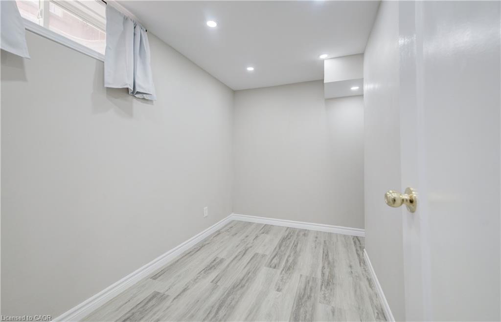 27 Bridlewreath Street Property Photo 30