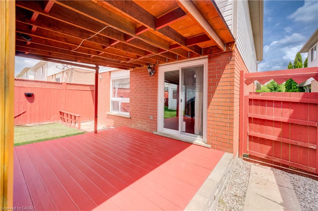 27 Bridlewreath Street Property Photo 34