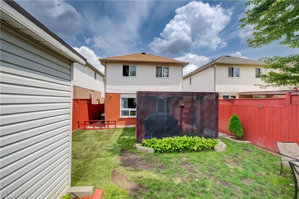 27 Bridlewreath Street Property Photo 35