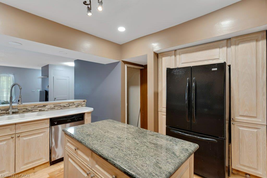 456 Margaret Street Property Photo 11