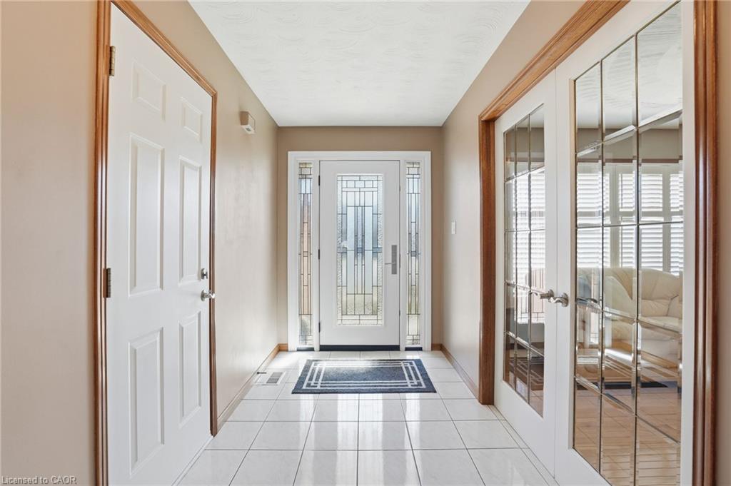 32 Highbury Drive Property Photo 3
