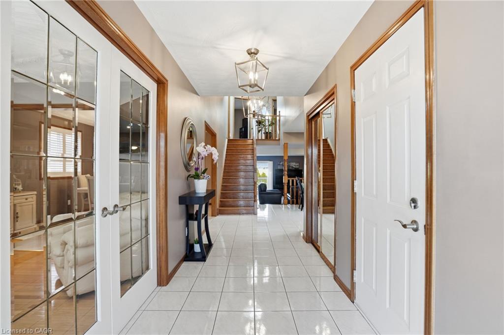 32 Highbury Drive Property Photo 4