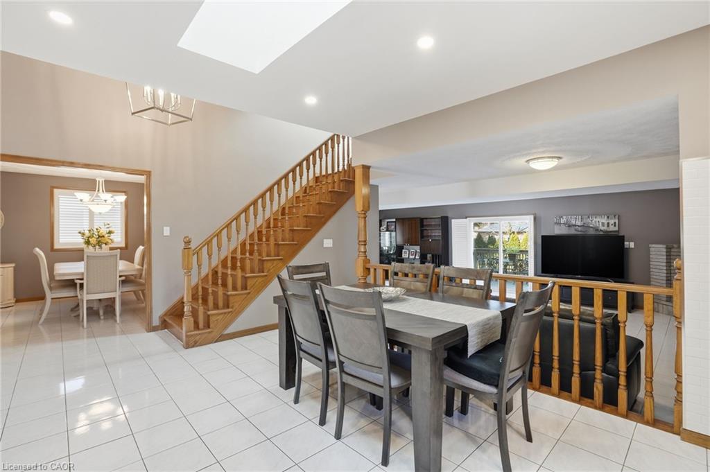 32 Highbury Drive Property Photo 12