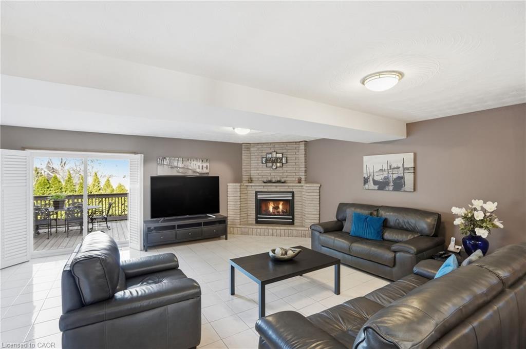 32 Highbury Drive Property Photo 13