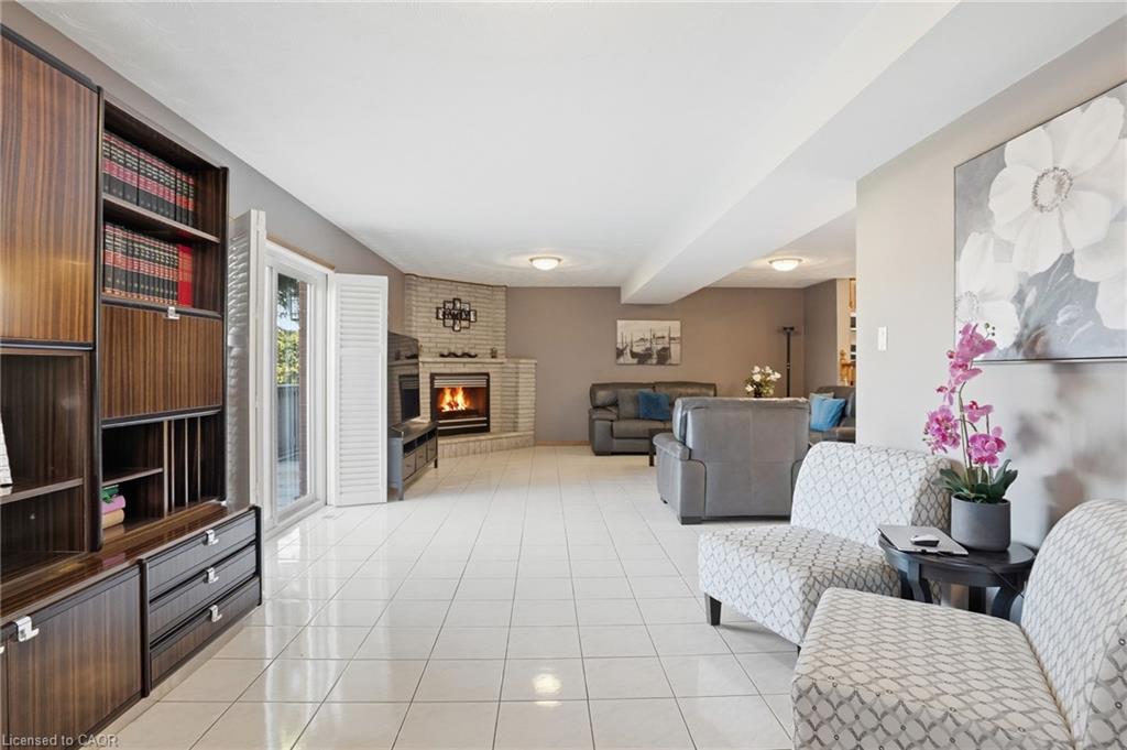 32 Highbury Drive Property Photo 17