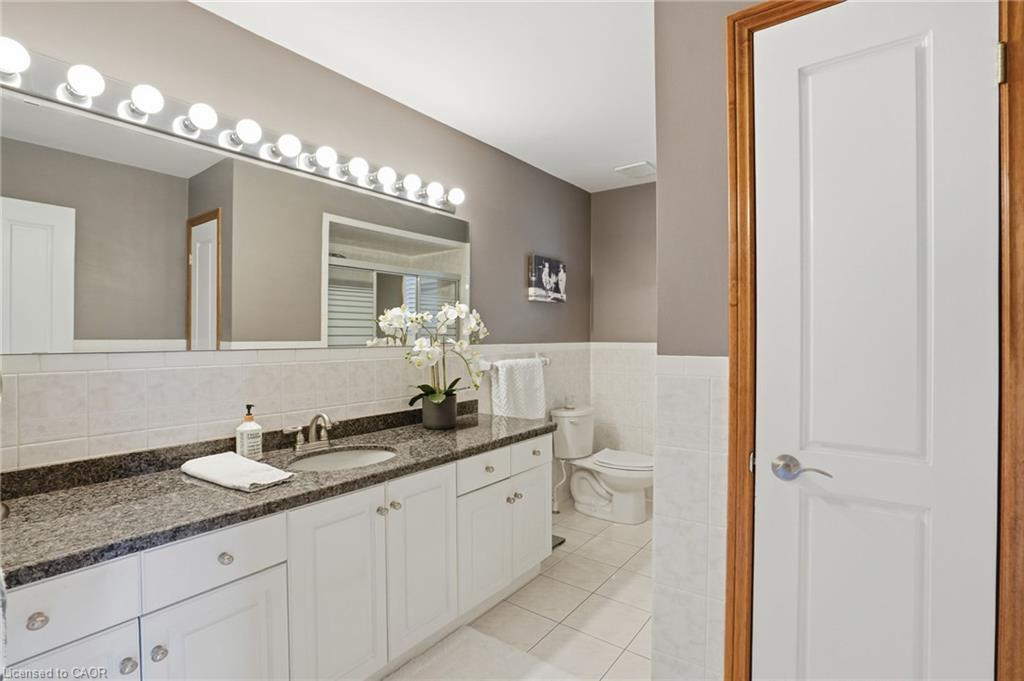 32 Highbury Drive Property Photo 18