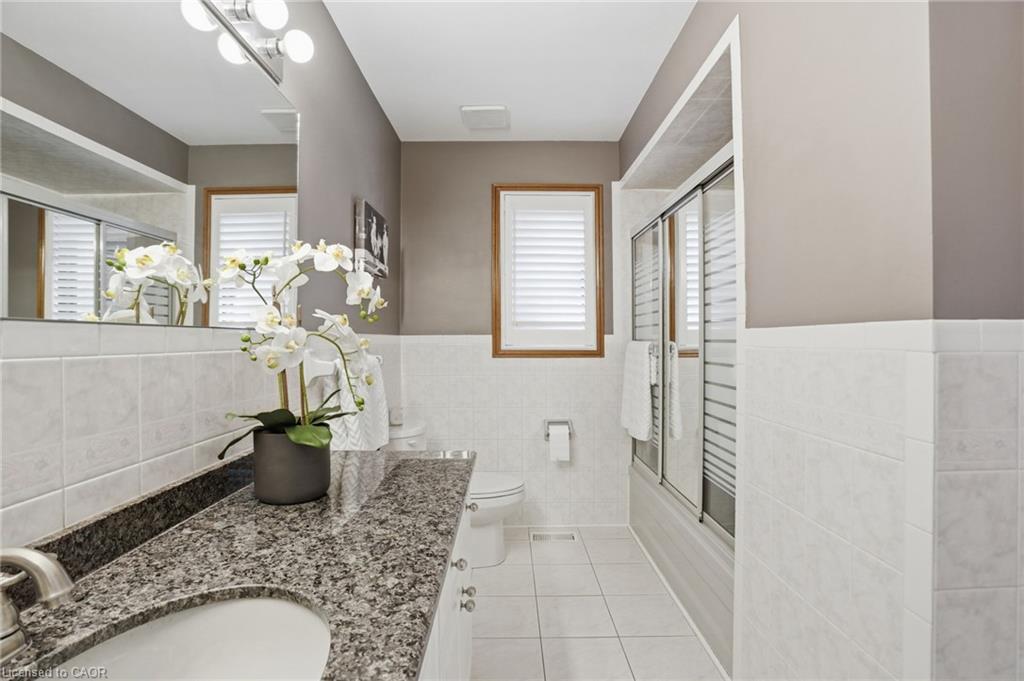 32 Highbury Drive Property Photo 19