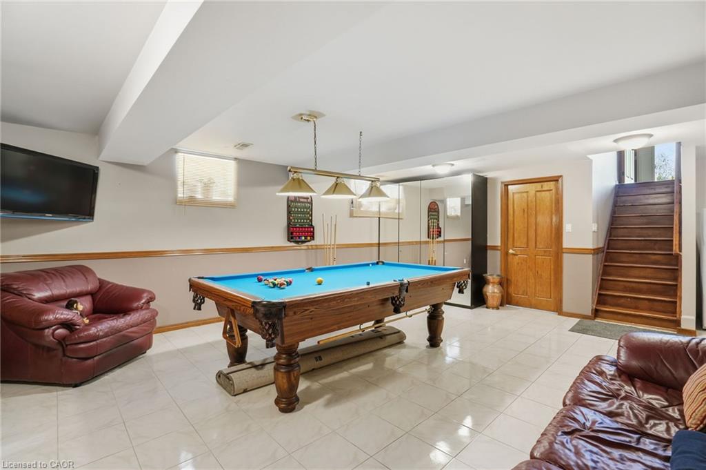 32 Highbury Drive Property Photo 28