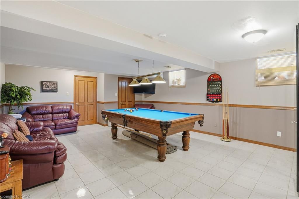 32 Highbury Drive Property Photo 29