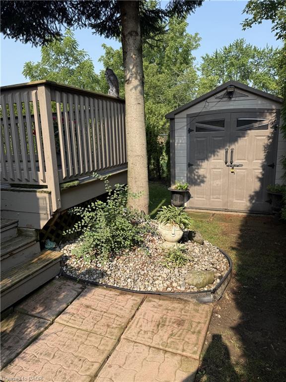 32 Highbury Drive Property Photo 39