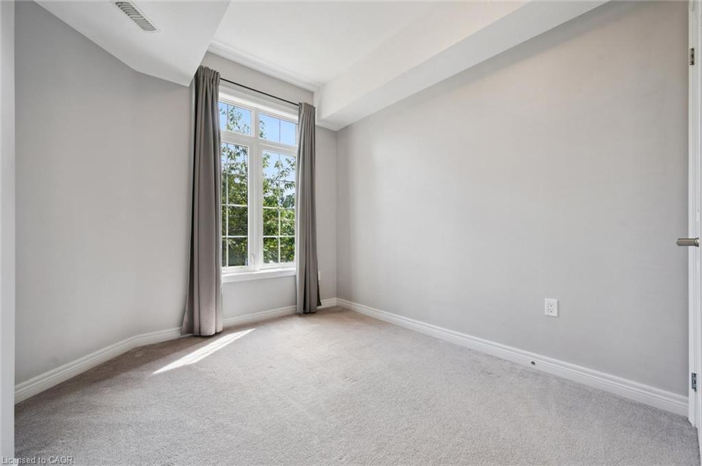 207-333 Gosling Gardens Property Photo 24