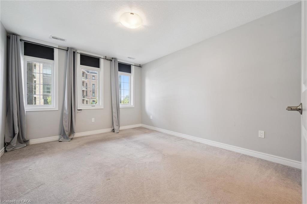 207-333 Gosling Gardens Property Photo 28